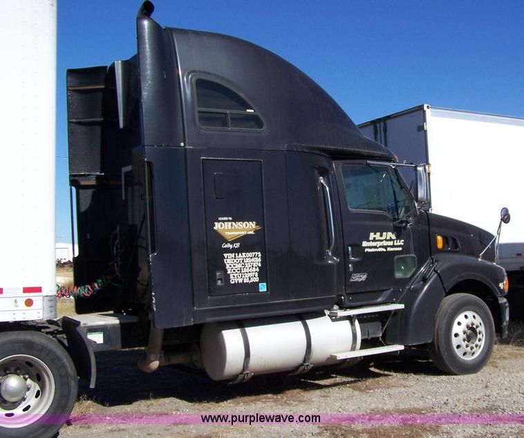 image for item 7506 2001 Sterling ST9500 semi truck