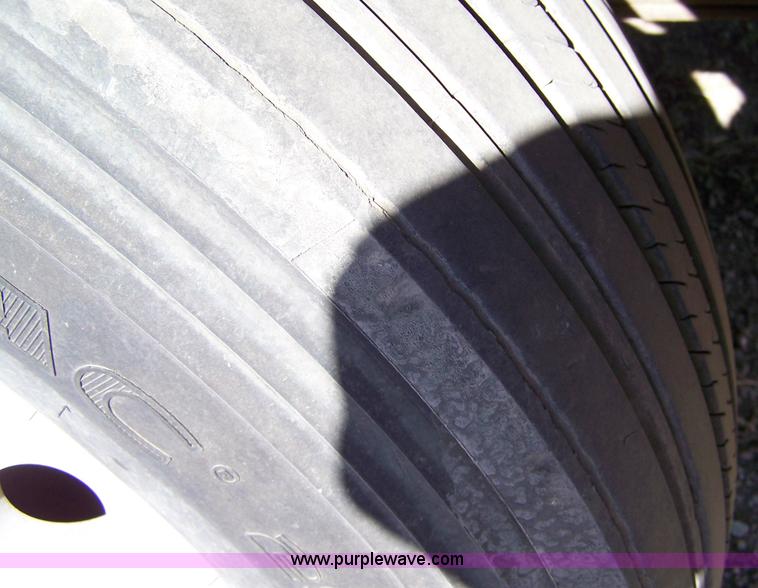 image for item 7506 2001 Sterling ST9500 semi truck