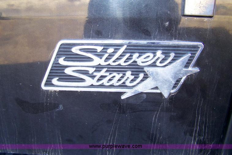 image for item 7506 2001 Sterling ST9500 semi truck