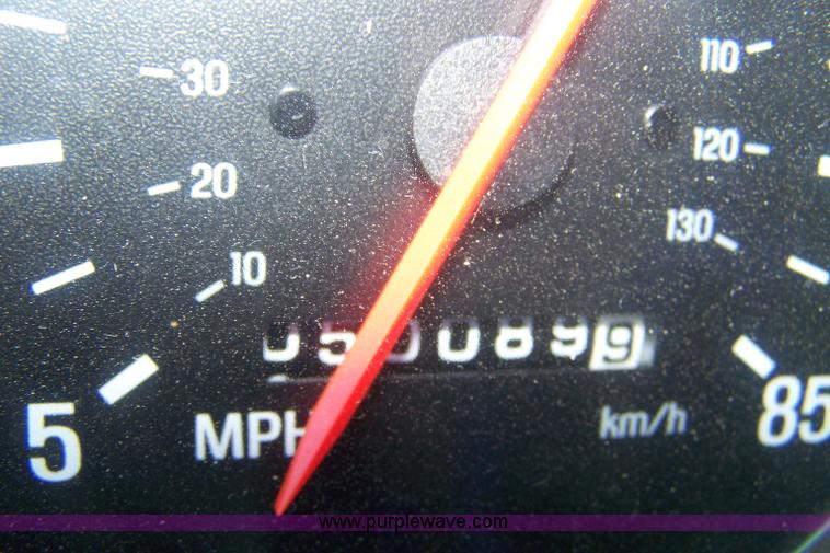 image for item 7506 2001 Sterling ST9500 semi truck