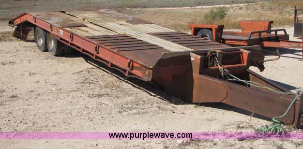image for item 8294 1989 Bruton trailer