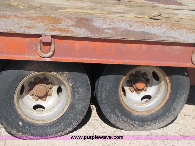 image for item 8294 1989 Bruton trailer