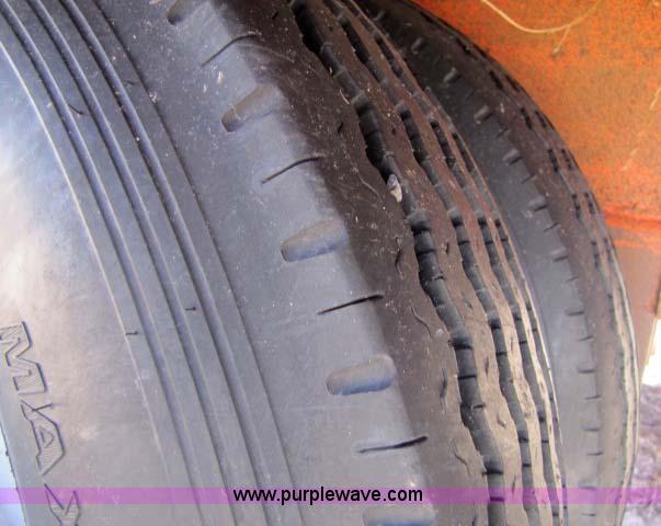 image for item 8294 1989 Bruton trailer