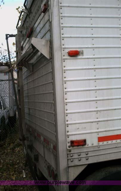 image for item 1000 1999 Timpte 40' grain trailer