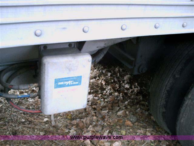 image for item 1000 1999 Timpte 40' grain trailer