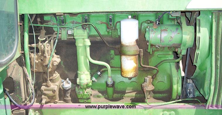 image for item 1001 1968 John Deere 4020 tractor