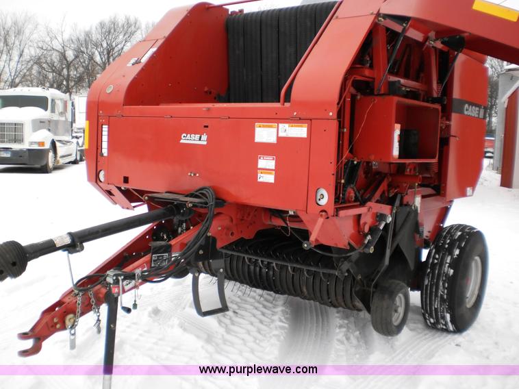 image for item 1710 2003 Case IH RBX 562 round baler