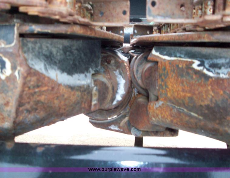 image for item 1712 2003 Geringhoff Rota-Disc corn head