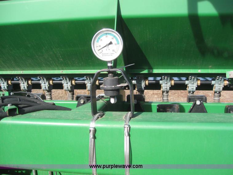 image for item 3039 1996 Great Plains 2N-3010 drill