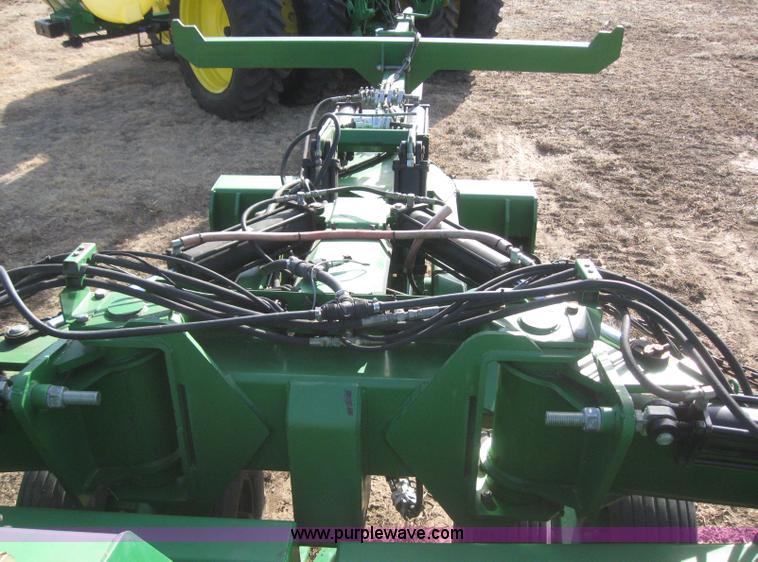 image for item 3039 1996 Great Plains 2N-3010 drill