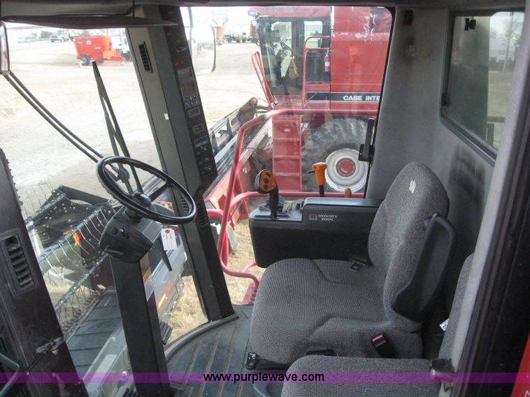 image for item 3243 1998 Case IH 2388 combine