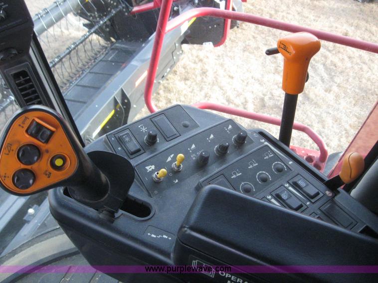 image for item 3243 1998 Case IH 2388 combine