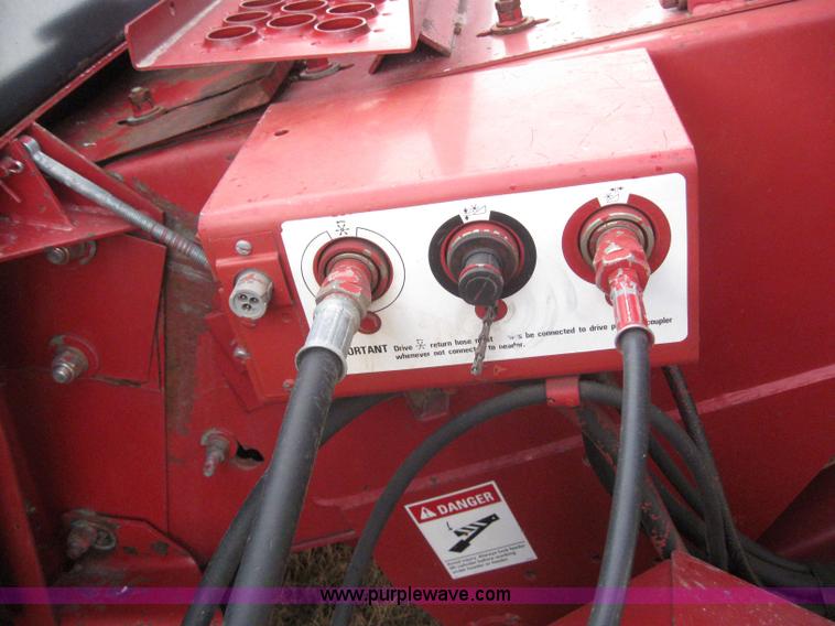 image for item 3243 1998 Case IH 2388 combine