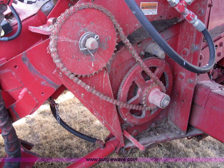 image for item 3243 1998 Case IH 2388 combine