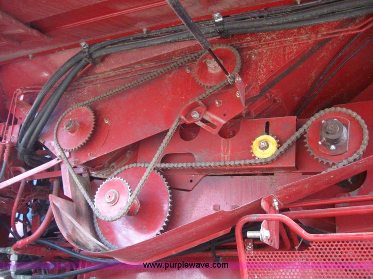 image for item 3243 1998 Case IH 2388 combine