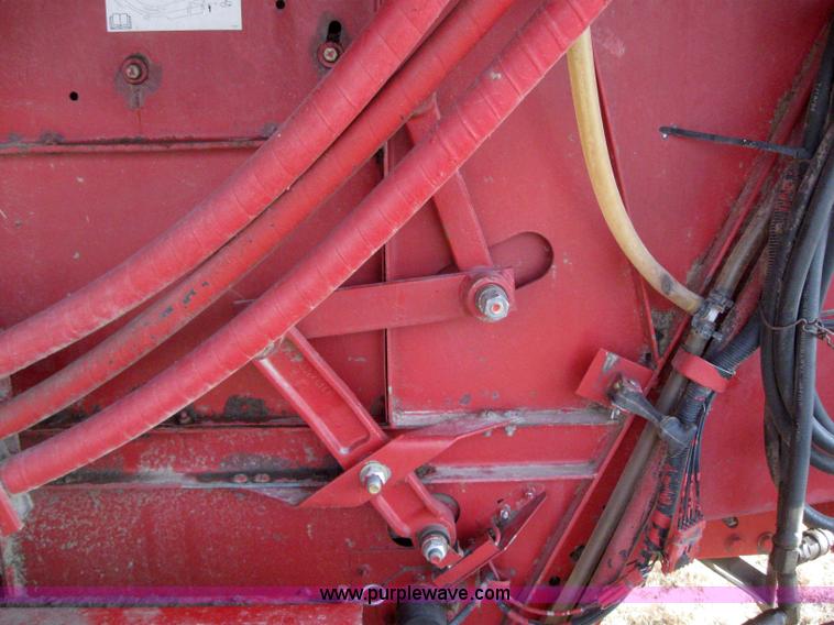 image for item 3243 1998 Case IH 2388 combine