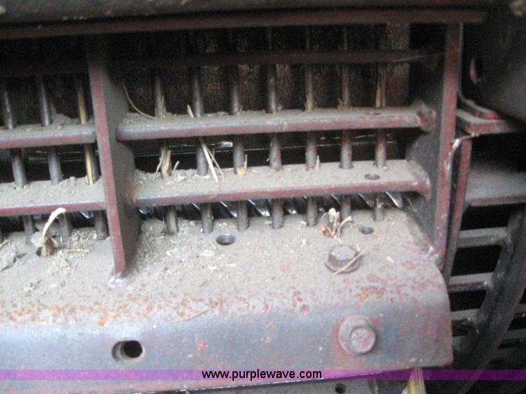 image for item 3243 1998 Case IH 2388 combine