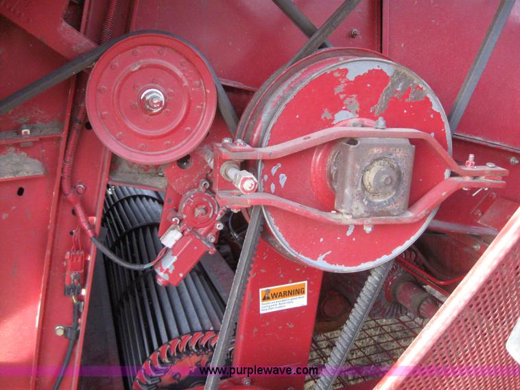 image for item 3243 1998 Case IH 2388 combine