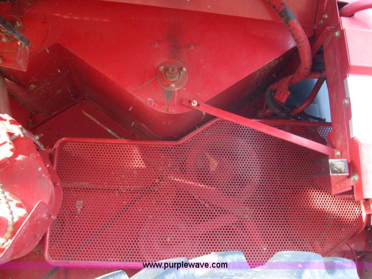image for item 3243 1998 Case IH 2388 combine
