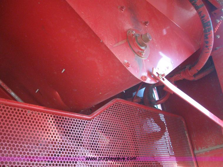 image for item 3243 1998 Case IH 2388 combine