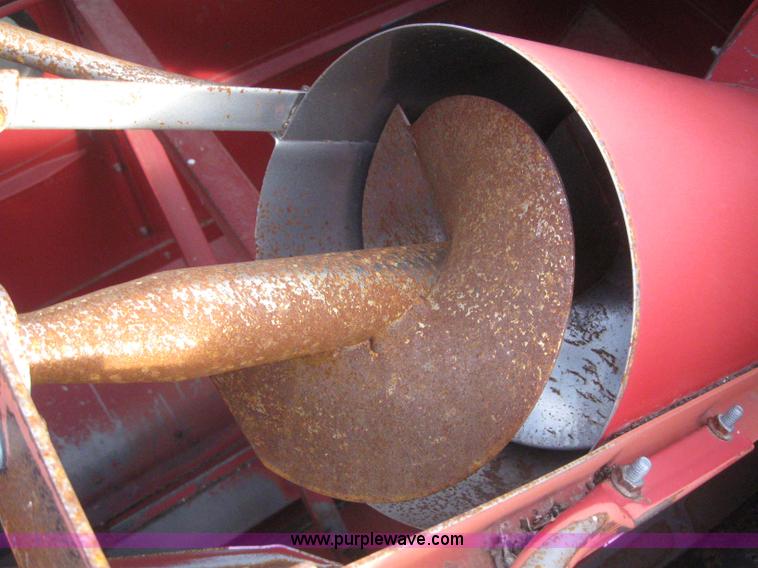 image for item 3243 1998 Case IH 2388 combine