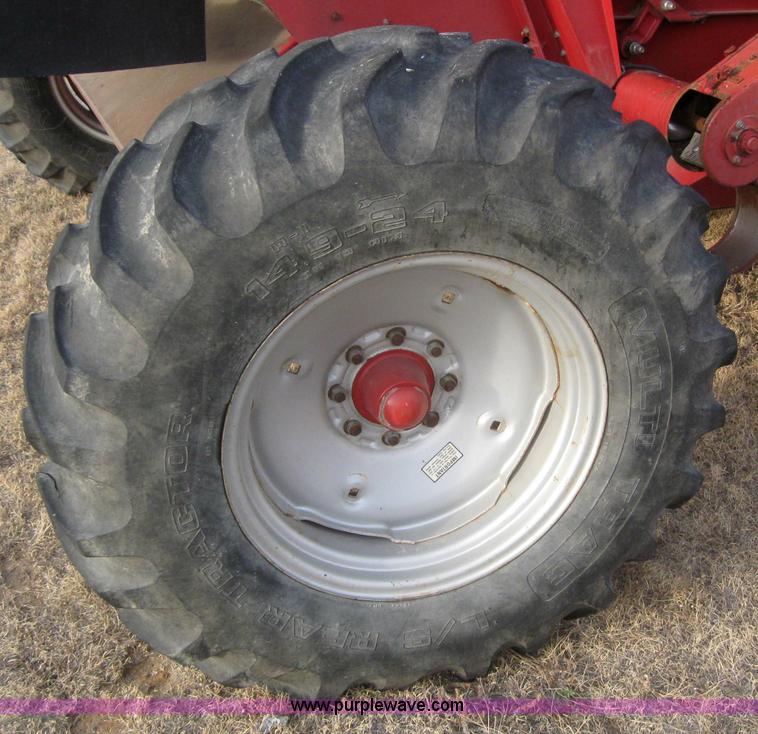 image for item 3243 1998 Case IH 2388 combine