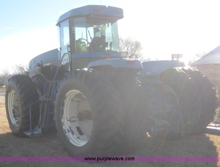 image for item 3244 1997 New Holland 9482 tractor