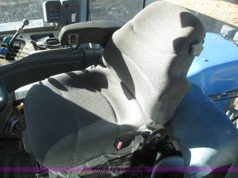 image for item 3244 1997 New Holland 9482 tractor