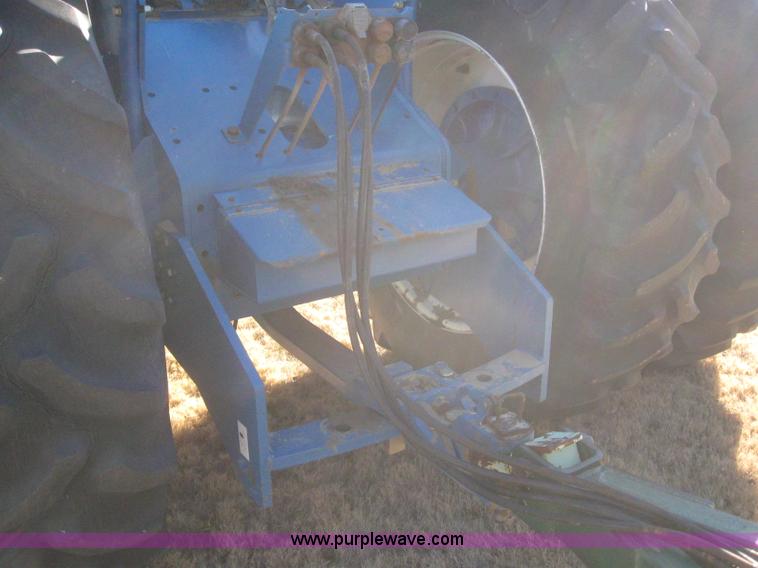 image for item 3244 1997 New Holland 9482 tractor