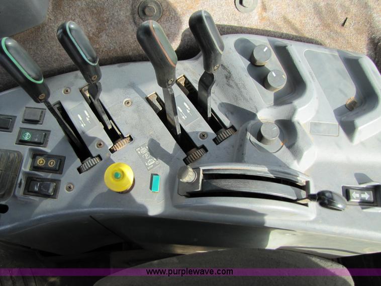 image for item 3500 1996 New Holland 8970 MFWD tractor