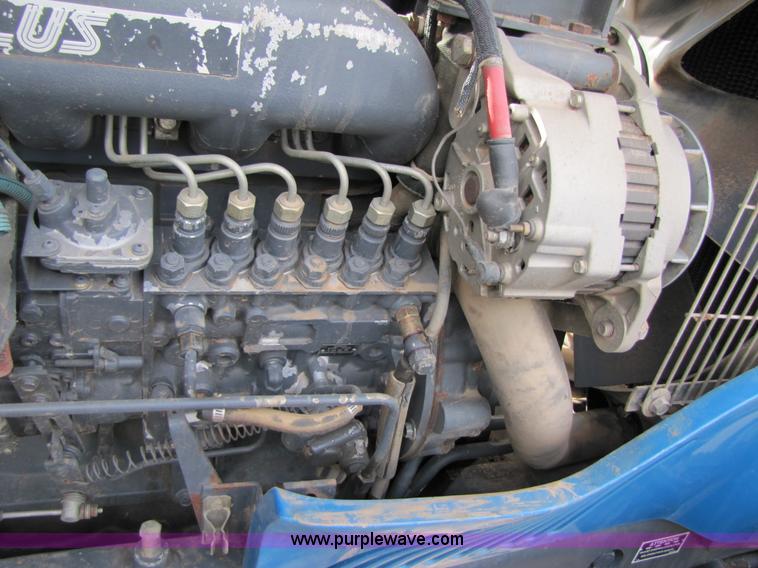 image for item 3500 1996 New Holland 8970 MFWD tractor