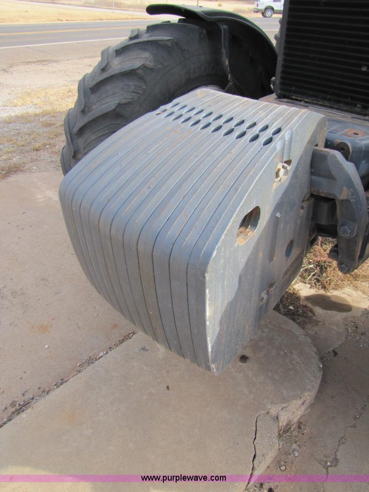 image for item 3500 1996 New Holland 8970 MFWD tractor