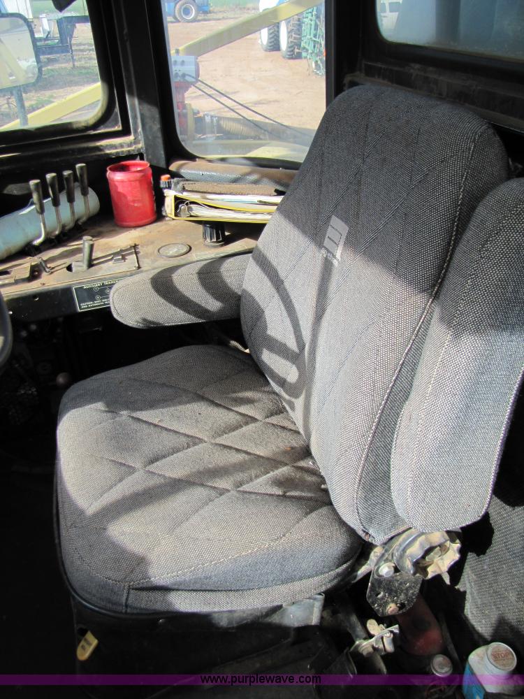 image for item 3502 1993 Terra Gator 1803 70' self-propelled sprayer