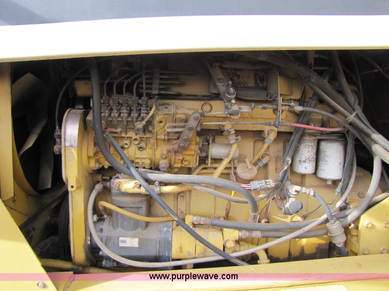 image for item 3502 1993 Terra Gator 1803 70' self-propelled sprayer