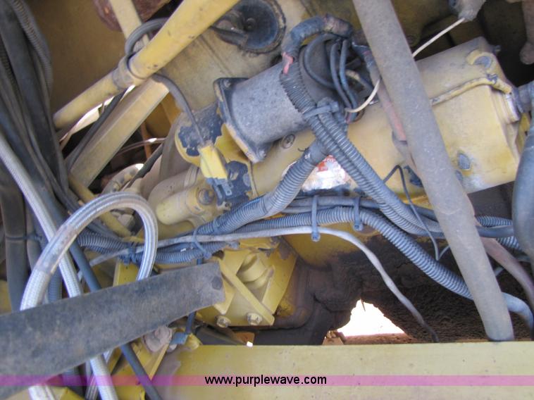 image for item 3502 1993 Terra Gator 1803 70' self-propelled sprayer