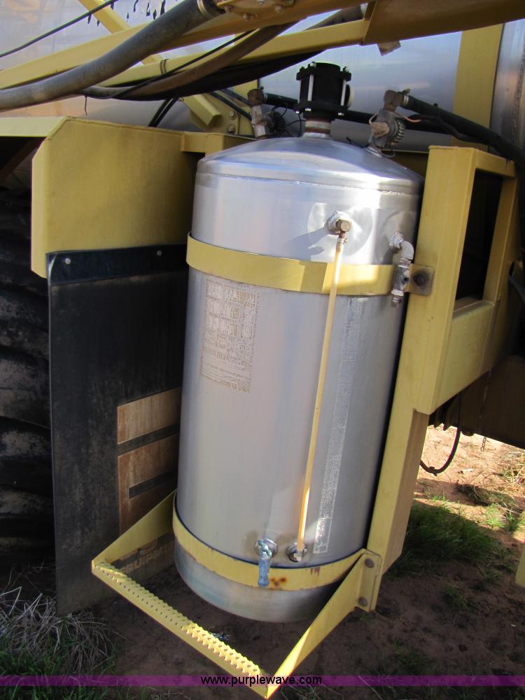 image for item 3502 1993 Terra Gator 1803 70' self-propelled sprayer