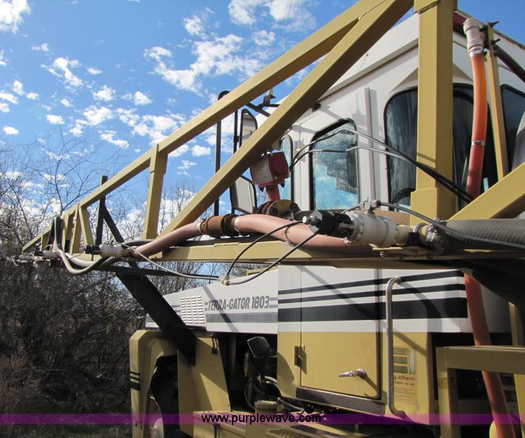 image for item 3502 1993 Terra Gator 1803 70' self-propelled sprayer