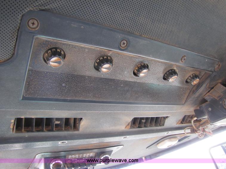 image for item 3509 1980 John Deere 4840 tractor