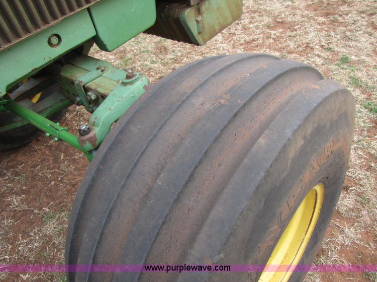 image for item 3509 1980 John Deere 4840 tractor