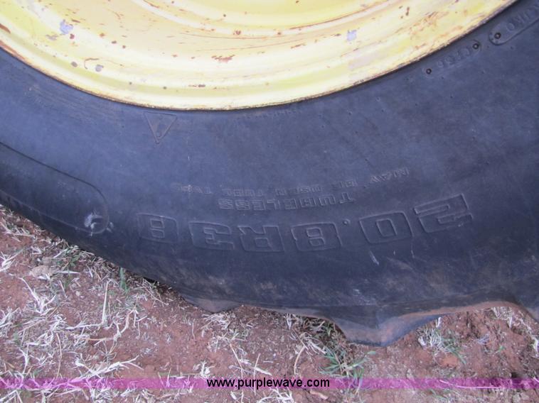 image for item 3509 1980 John Deere 4840 tractor