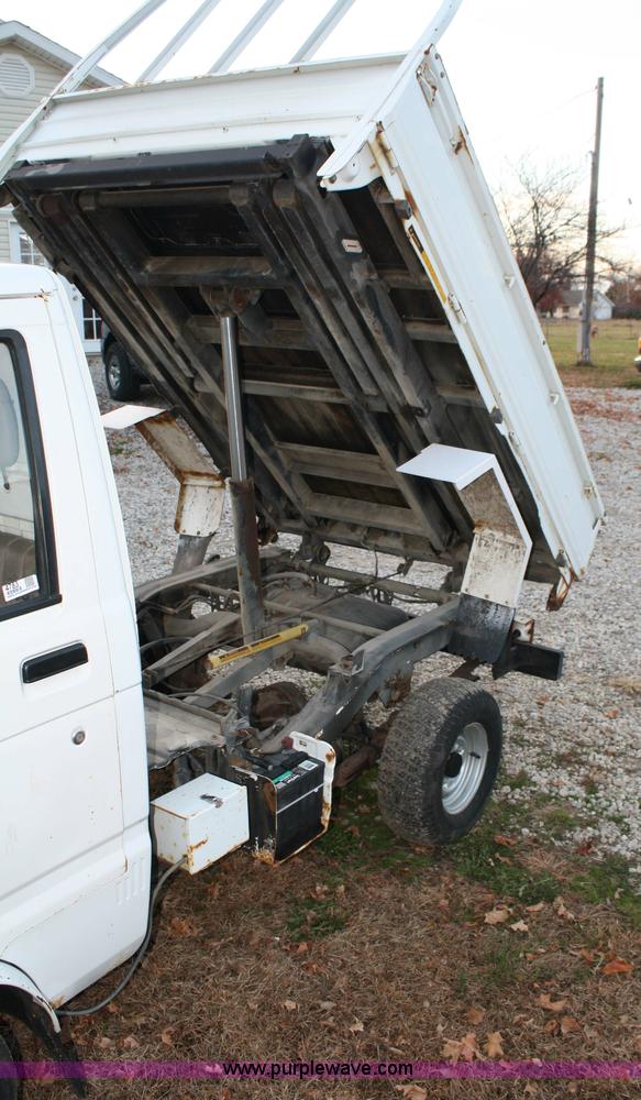 image for item 4783 1989 Daihatsu HiJet minitruck