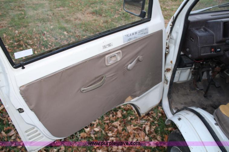 image for item 4783 1989 Daihatsu HiJet minitruck