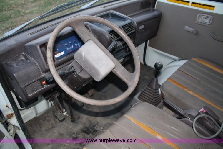 image for item 4783 1989 Daihatsu HiJet minitruck