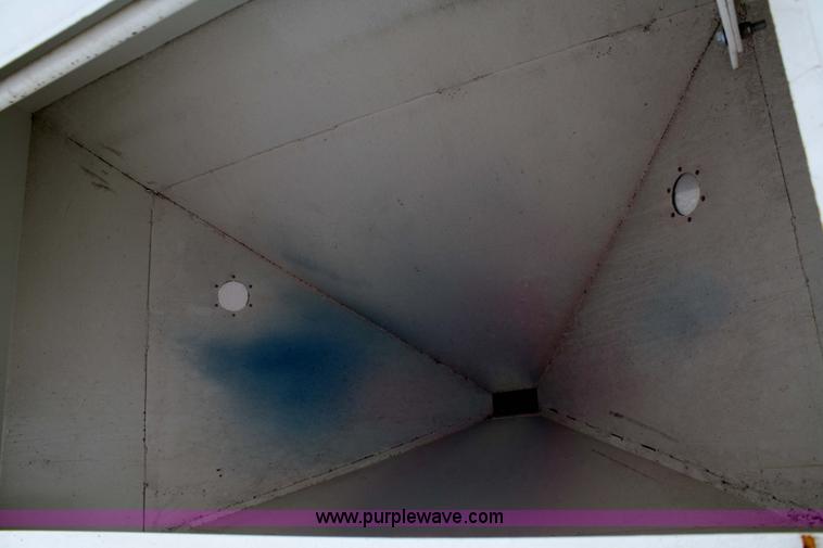 image for item 4799 Frisen 240 Seed Express seed tender