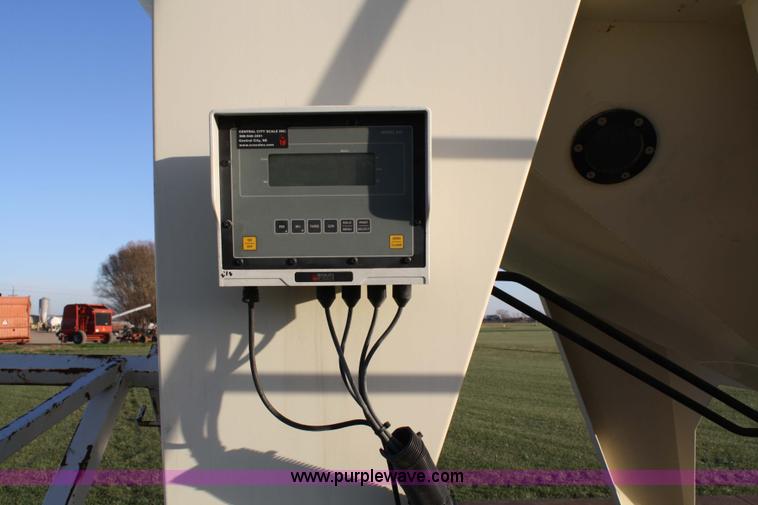 image for item 4799 Frisen 240 Seed Express seed tender