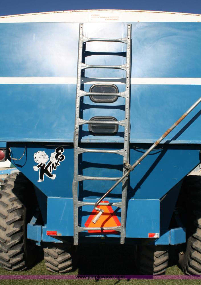 image for item 4803 1996 Kinze 1040 grain cart
