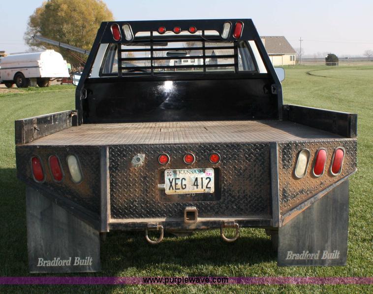 image for item 4807 1986 Chevrolet D30 flatbed truck