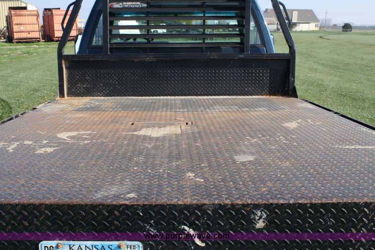 image for item 4808 1991 Chevrolet C2500 flatbed truck