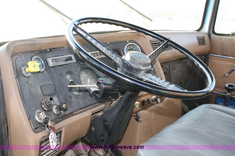 image for item 4825 1988 Ford L8000 fuel truck