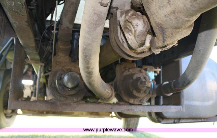 image for item 4825 1988 Ford L8000 fuel truck